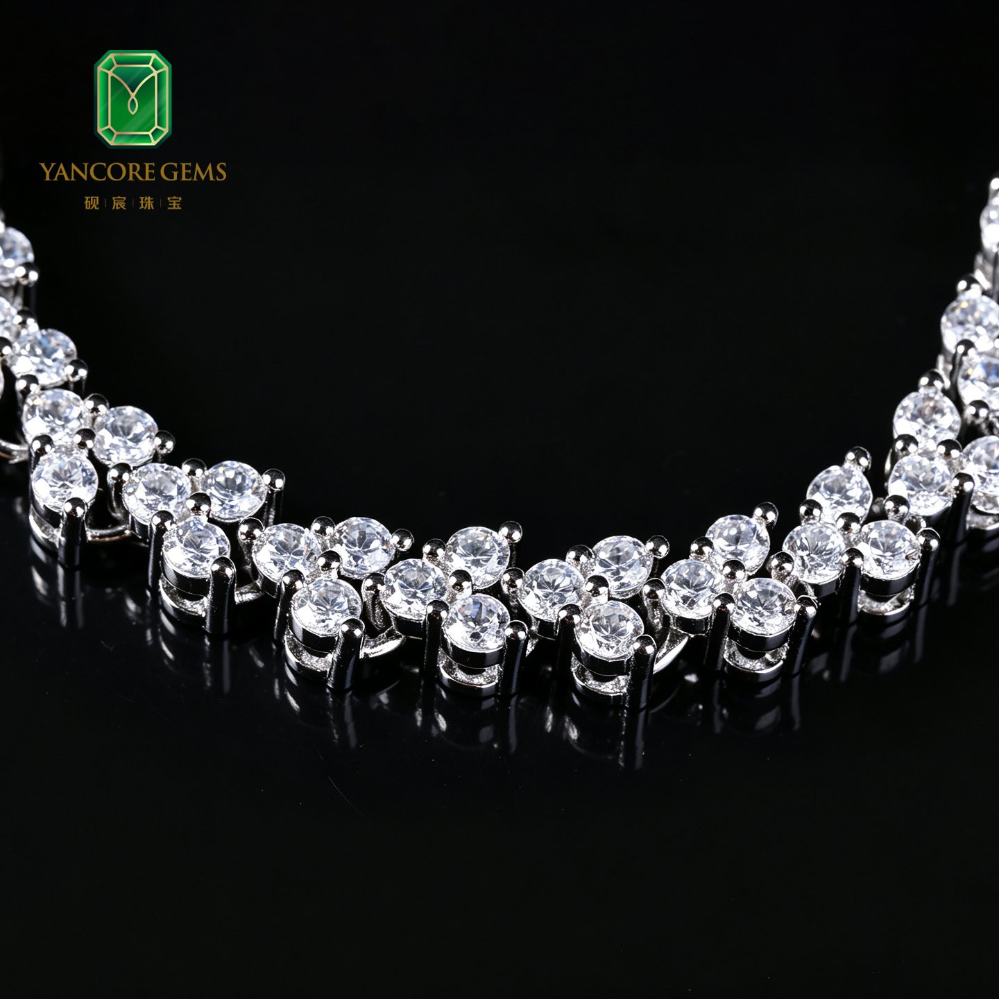 Lake Como Villa Bracelet - Image 3